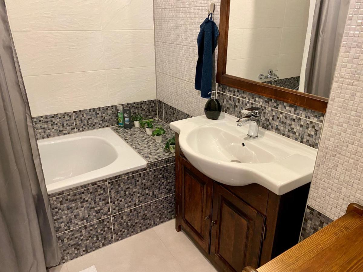 Royal City Centre Apartment Πόπραντ Εξωτερικό φωτογραφία