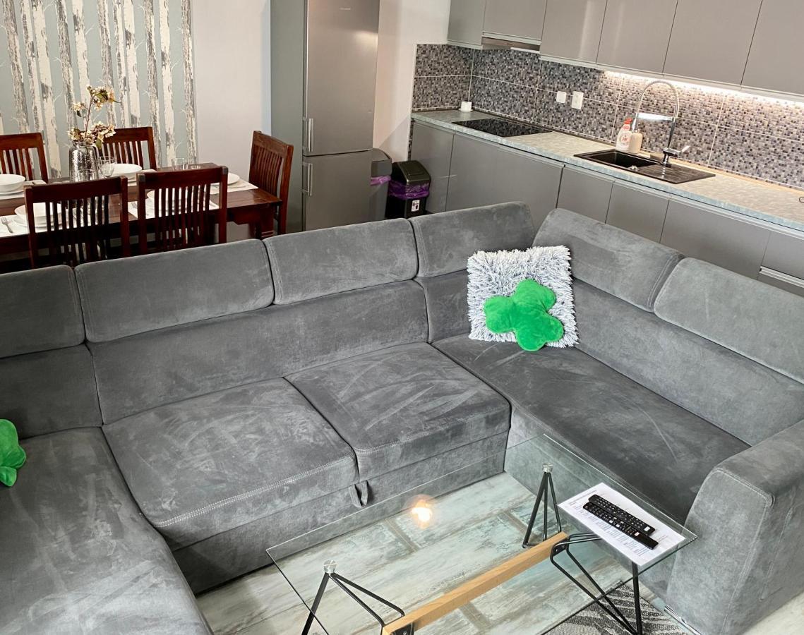 Royal City Centre Apartment Πόπραντ Εξωτερικό φωτογραφία
