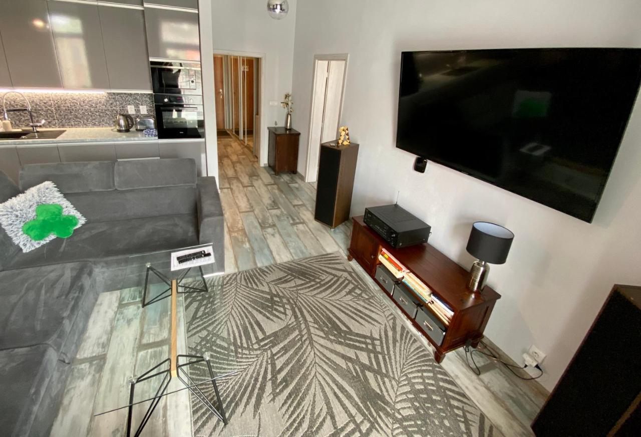 Royal City Centre Apartment Πόπραντ Εξωτερικό φωτογραφία