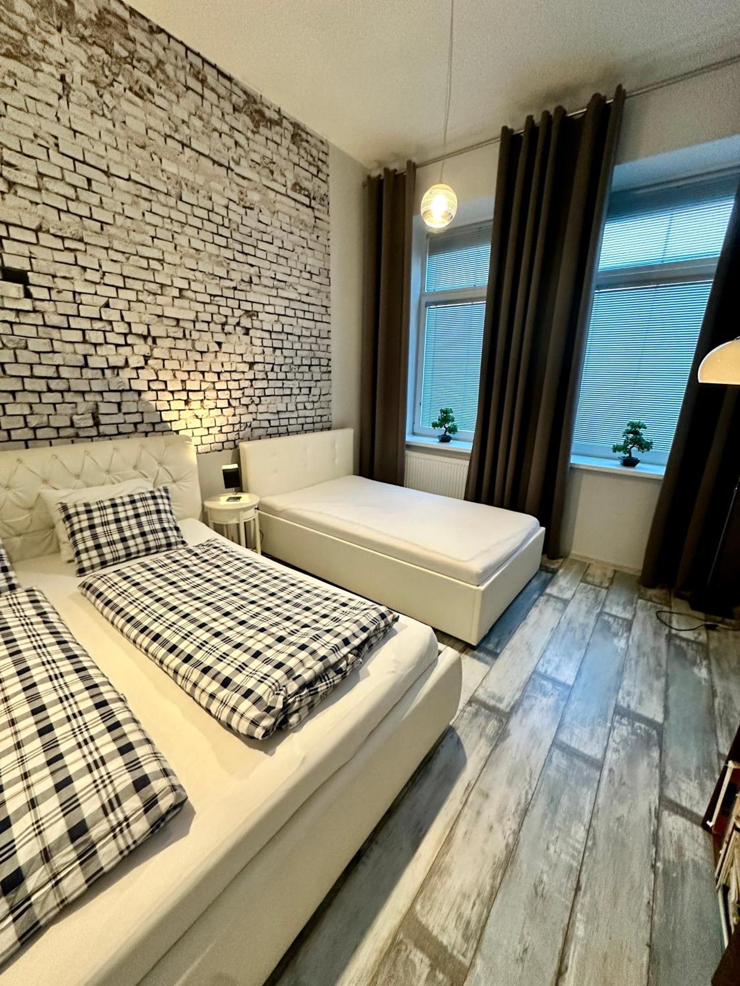 Royal City Centre Apartment Πόπραντ Εξωτερικό φωτογραφία