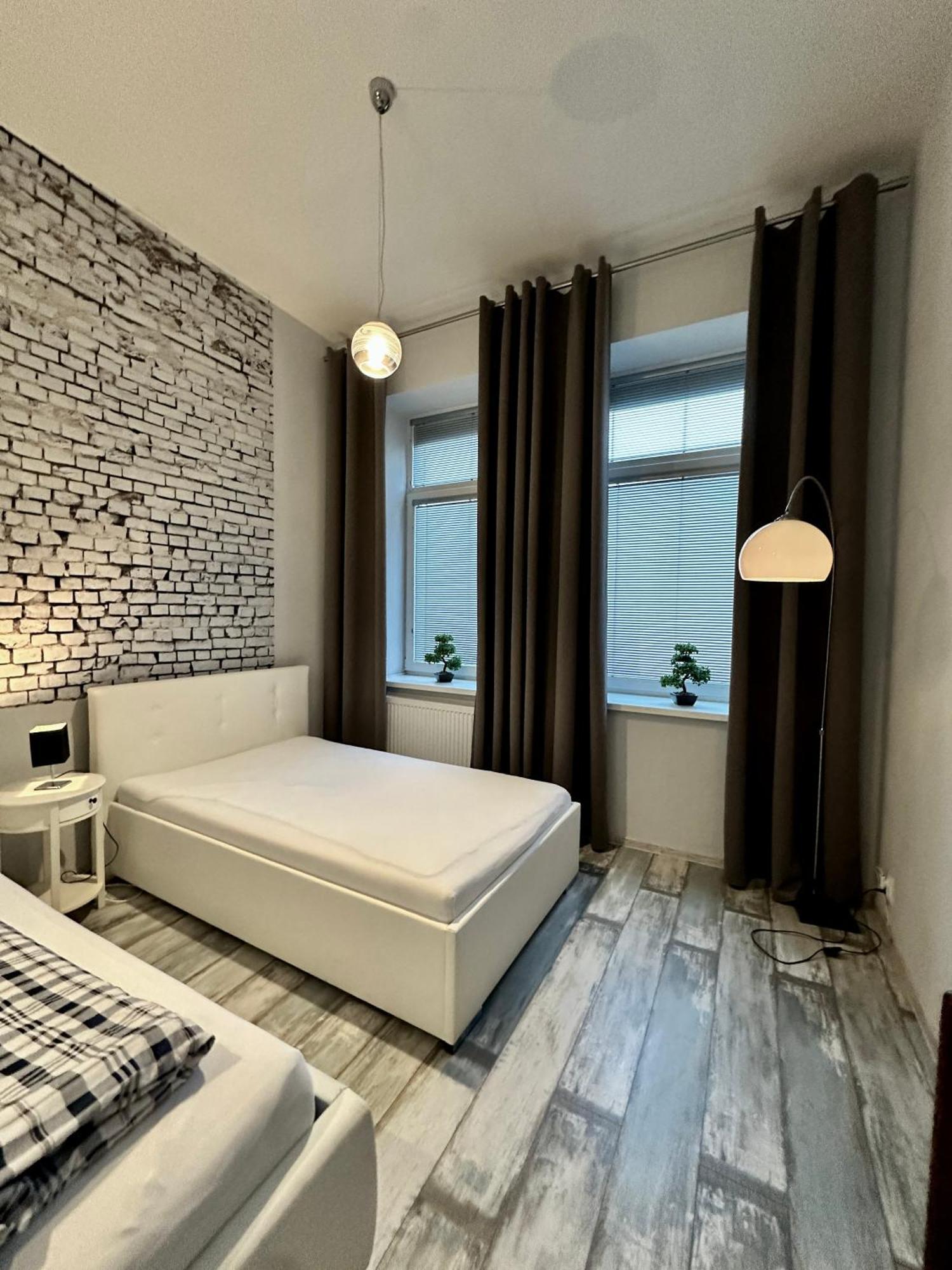 Royal City Centre Apartment Πόπραντ Εξωτερικό φωτογραφία