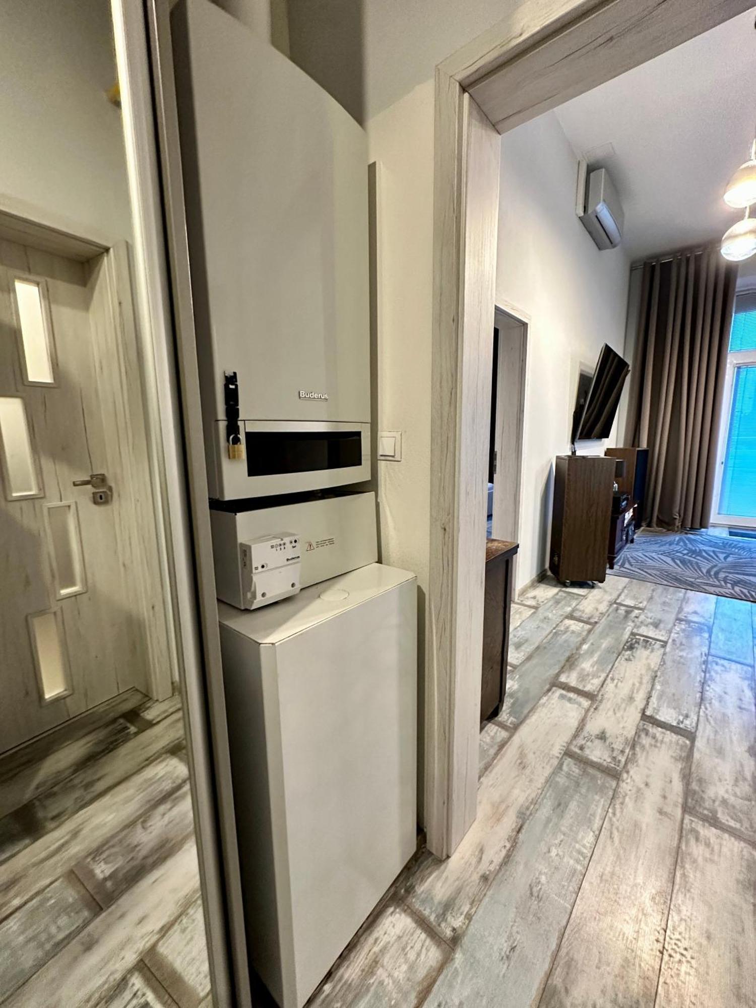 Royal City Centre Apartment Πόπραντ Εξωτερικό φωτογραφία