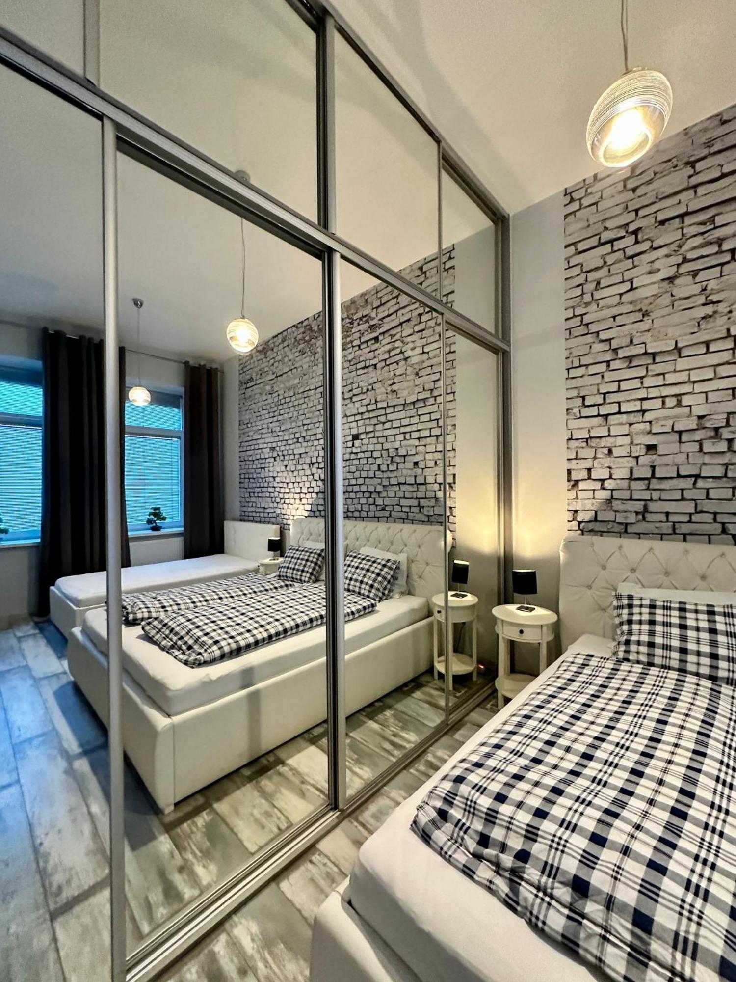 Royal City Centre Apartment Πόπραντ Εξωτερικό φωτογραφία
